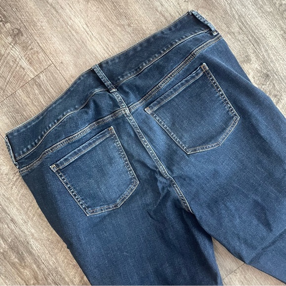 TORRID Jegging Skinny Super Soft High-Rise Deconstructed Jeans - Picture 12 of 12